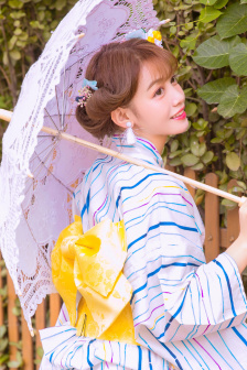 大胸美女挤奶视频